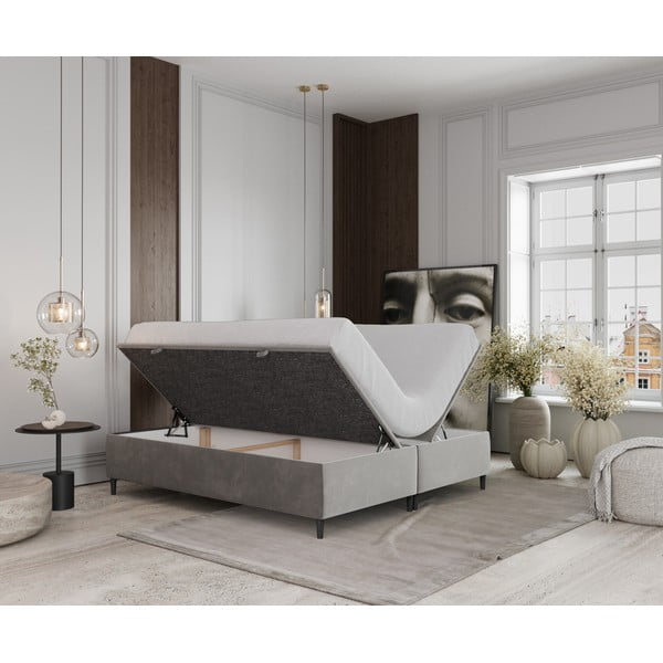 Gaiši pelēka polsterēta divvietīga gulta ar veļas kasti 200x200 cm Tate – Maison de Rêve-image-2