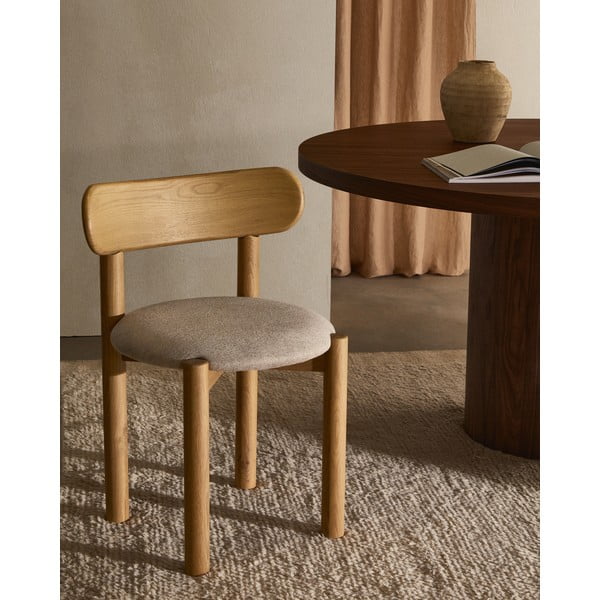Krēmkrāsas/dabīga toņa ozola masīvkoka pusdienu krēsli (2 gab.) Nebai – Kave Home-image-1