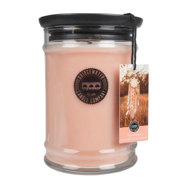 Bridgewater Candle Company Wanderlust svece ar aprikožu un vaniļas aromātu, stikla kastītē, degšanas laiks 140-160 stundas.