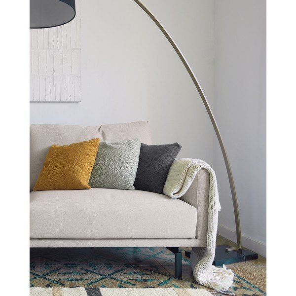 Melna/zelta krāsas stāvlampa ar auduma abažūru (augstums 210 cm) Juhe – Kave Home-image-4