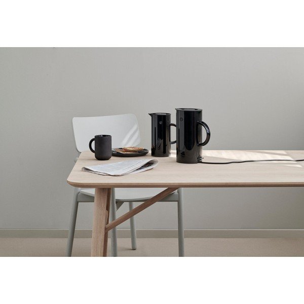 Melna plastmasas elektriskā tējkanna 1,5 l EM77 – Stelton-image-4