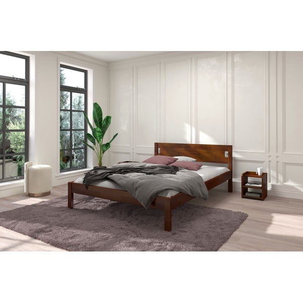 Tumši brūna priedes koka gulta 90x200 cm Laxbaken – Skandica-image-1