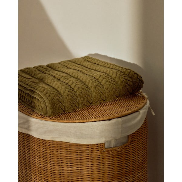 Zaļš frotē kokvilnas dvielis 30x50 cm Rune – Kave Home-image-1