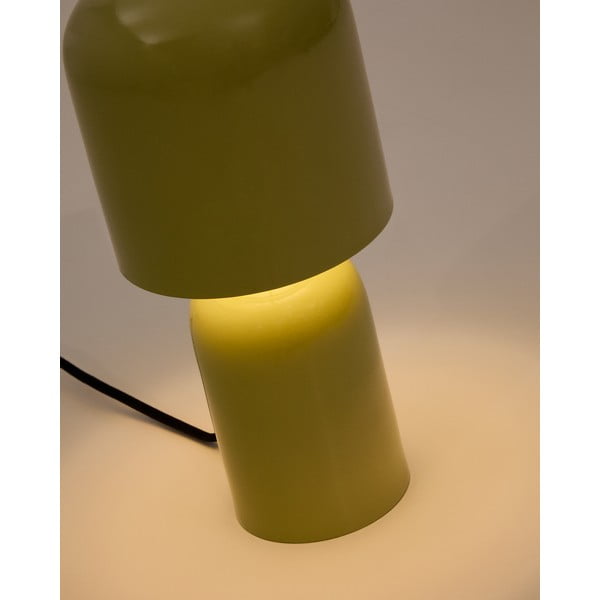 Zaļa galda lampa ar metāla abažūru (augstums 28 cm) Monze – Kave Home-image-3