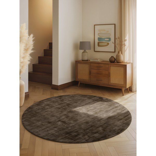 Brūns ar rokām darināts viskozes apaļš paklājs ø 150 cm Noemi – Vikosa-image-1