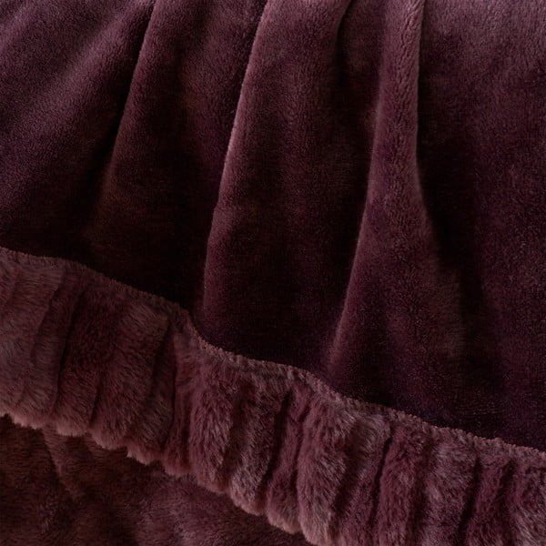Tumši violets mikroplīša pleds 150x200 cm Velvet and Faux Fur – Catherine Lansfield-image-2