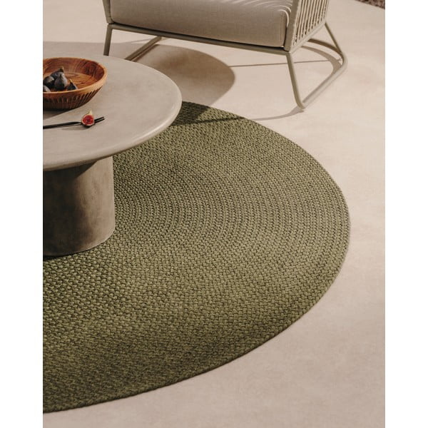 Zaļš apaļš āra paklājs no pārstrādātas šķiedras ø 200 cm Despas – Kave Home-image-1