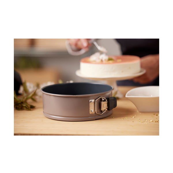 Tērauda cepšanas forma tortei ø 24 cm – Blomsterbergs-image-1