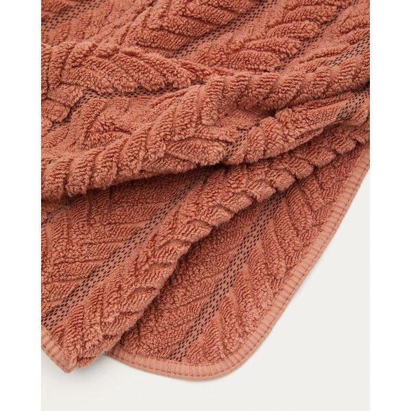 Terakotas oranžs frotē kokvilnas dvielis 50x90 cm Rune – Kave Home-image-2