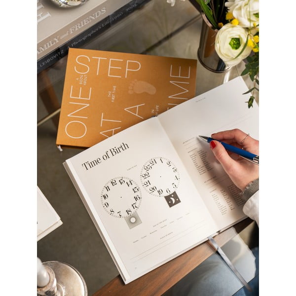 Mazuļa atmiņu dienasgrāmata 64 lpp. One Step at a Time: A Book About the First Time in My Life – Printworks-image-1