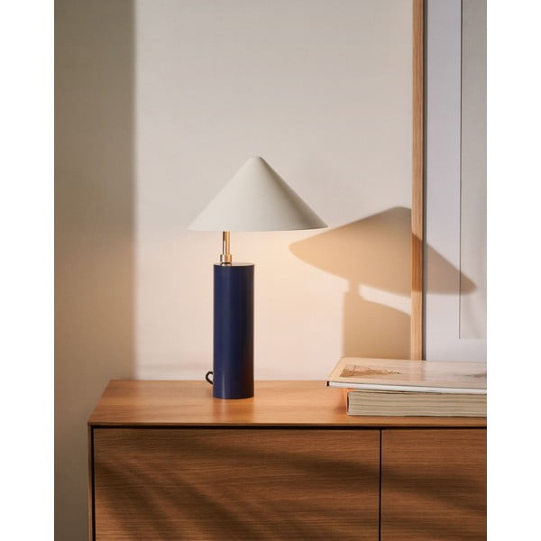 Tumši zila galda lampa ar metāla abažūru (augstums 42 cm) Shiva – Kave Home-image-1