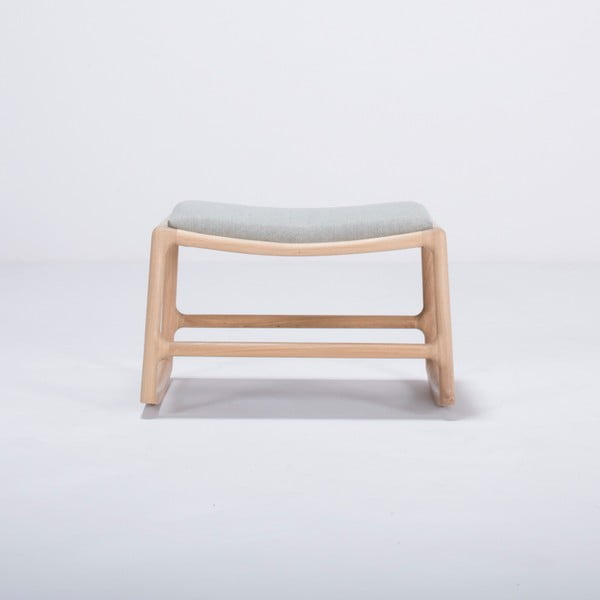 Kāju soliņš ar ozolkoka konstrukciju un zili pelēku sēdekli Gazzda Dedo