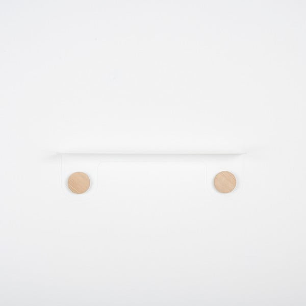 Balts tērauda sienas plaukts ar ozolkoka detaļām un 2 āķiem Gazzda, garums 50 cm-image-1