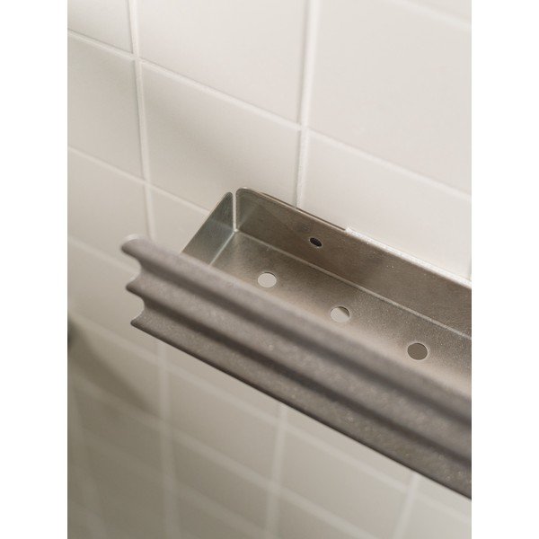 Sudraba krāsas sienas vannas istabas plaukts no nerūsējošā tērauda Olbi – noo.ma-image-3