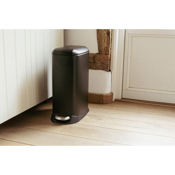 Matēti melna tērauda atkritumu tvertne ar pedāli 12 l Design – Wenko-image-1