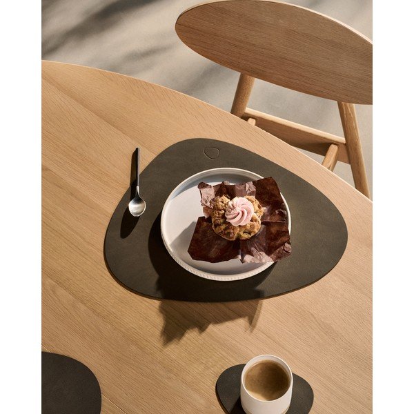 Galda paliktnis no ekoloģiskās ādas 37x44 cm Curve L Nupo – LIND DNA-image-1