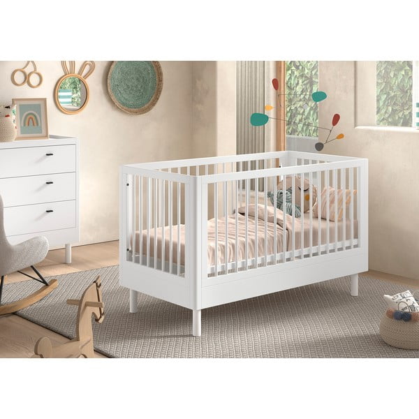 Balta dižskābarža masīvkoka bērnu gultiņa 70x140 cm Forrest – Vipack-image-1