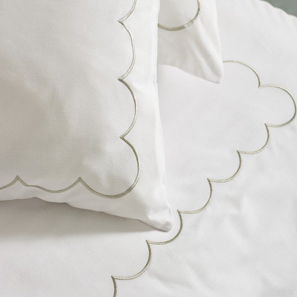 Balta/zaļa divguļamā/īpaši gara gultas veļa 230x220 cm Scallop Border – Catherine Lansfield-image-3