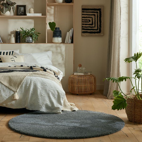 Tumši pelēks mazgājams apaļš paklājs no pārstrādātas šķiedras 180x180 cm Fluffy – Flair Rugs-image-1