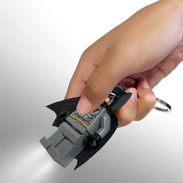 Atslēgu piekariņš ar lukturīti Batman – LEGO®-image-1
