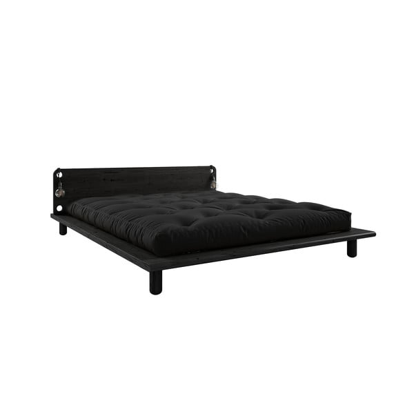 Melna divguļamā gulta no masīvkoka ar galvgali, lampām un melnu matraci Comfort Karup Design Peek, 160 x 200 cm