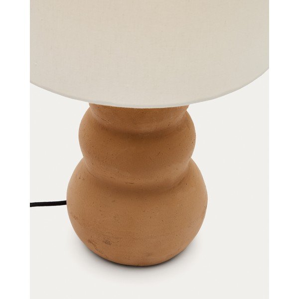 Dabīga toņa akmens galda lampa ar auduma abažūru (augstums 55 cm) Madsen – Kave Home-image-2