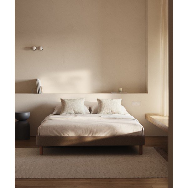Brūna polsterēta divvietīga gulta bez galvgaļa 160x200 cm Ofelia – Kave Home-image-1