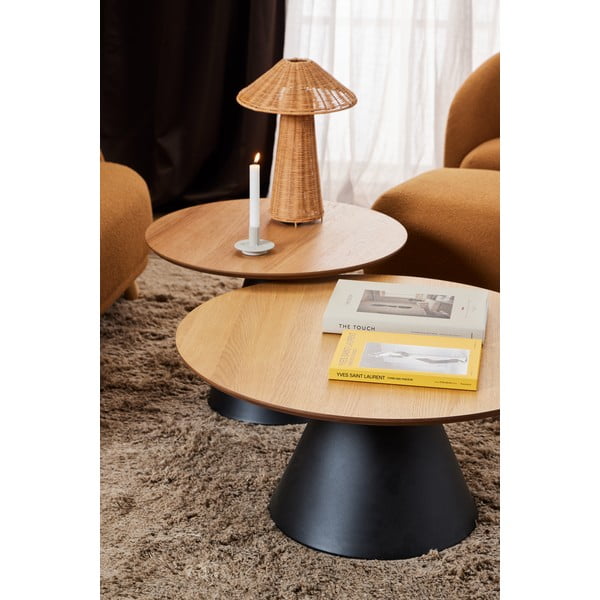 Melns/dabīga toņa apaļš žurnālgaldiņš ar ozolkoka imitācijas galda virsmu ø 65 cm Soli – Actona-image-2