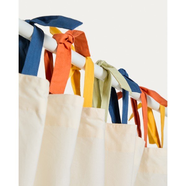 Krēmkrāsas kokvilnas bērnu aizkars 135x270 cm Zelda – Kave Home-image-2