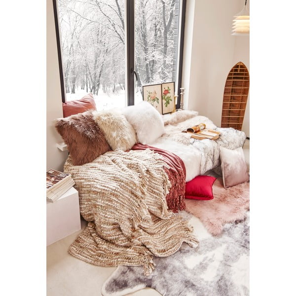 Brūns mākslīgās kažokādas dekoratīvais spilvens Tiseco Home Studio, 45 x 45 cm-image-1