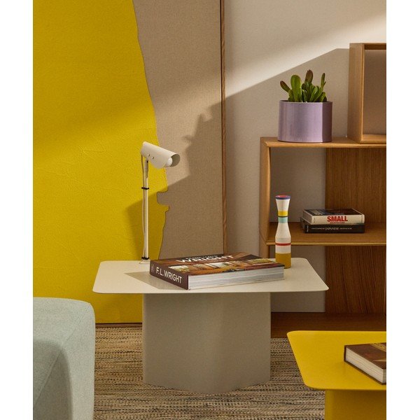 Gaiši pelēka metāla galda lampa ar klipsi (augstums 51 cm) Jula – Kave Home-image-1
