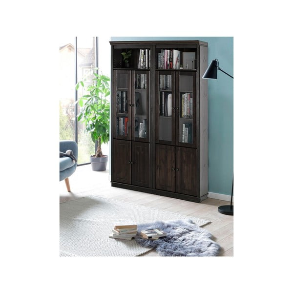 Brūna priedes masīvkoka vitrīna 148x223 cm Anita – Støraa-image-3