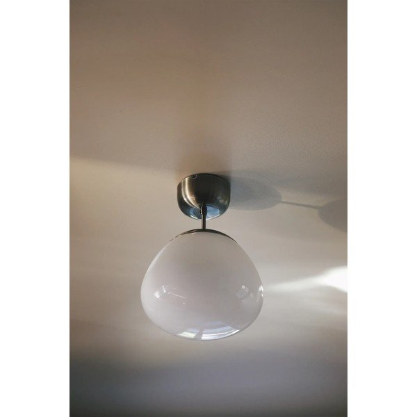 Balta/misiņa krāsas stikla griestu lampa Rise – Markslöjd-image-2
