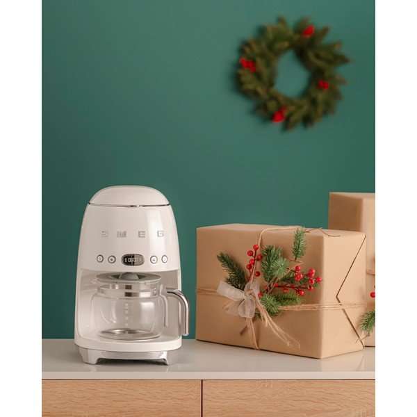 Krēmīgi balts filtru kafijas automāts SMEG-image-4