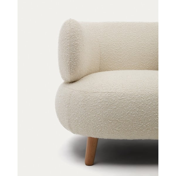 Krēmkrāsas atpūtas krēsls Luisa – Kave Home-image-1