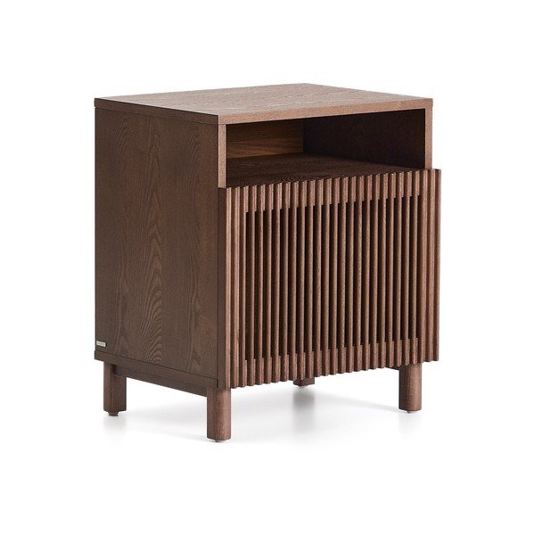 Tumši brūns naktsskapītis ar riekstkoka imitāciju un plauktiem Beyla – Kave Home-image-3