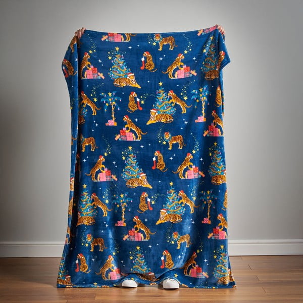 Zils mikroplīša pleds ar Ziemassvētku motīvu 130x170 cm Christmas Tiger – Catherine Lansfield-image-4