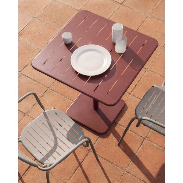 Tērauda dārza ēdamgalds 70x70 cm Brai – Kave Home-image-1