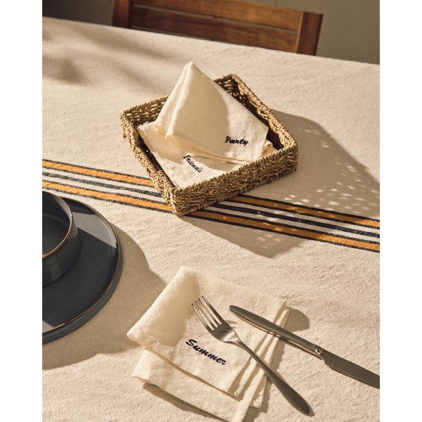 Tekstila salvetes (4 gab.) 40x40 cm Vallcanera – Kave Home-image-1