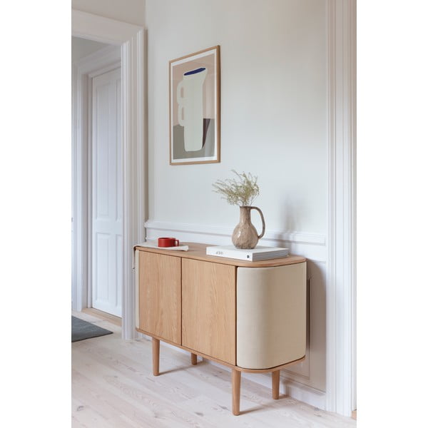 Bēša/dabīga toņa zema kumode ar ozolkoka imitāciju 109x75 cm Treasures – UMAGE-image-1