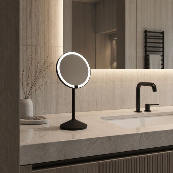 Kosmētikas spogulis ar gaismu/palielināmais (ar 10x palielinājumu) ø 12 cm – simplehuman-image-1