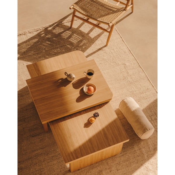 Dabīga toņa žurnālgaldiņi ar ozolkoka imitāciju (2 gab.) Oaq – Kave Home-image-1