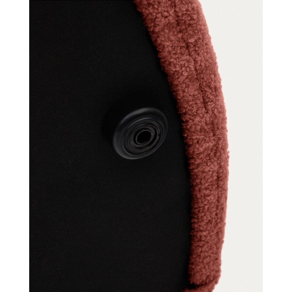 Terakotas oranžs pufs no buklē auduma Kaeli – Kave Home-image-3