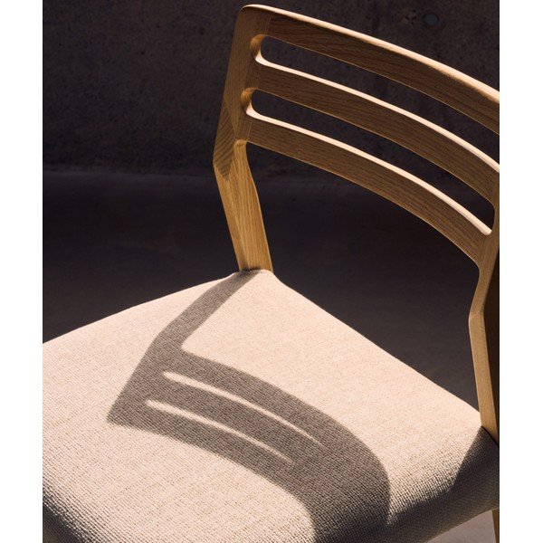 Bēšs/dabīga toņa ozola masīvkoka pusdienu krēsls Cudia – Kave Home-image-2