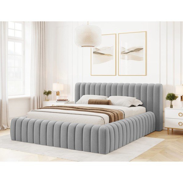 Gaiši pelēka polsterēta divvietīga gulta ar veļas kasti un ar redelēm 140x200 cm Carilla – ELTAP-image-1