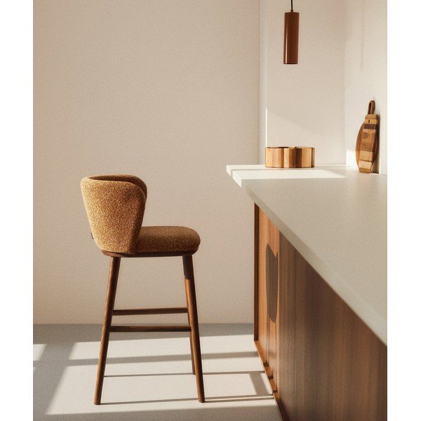 Terakotas oranžs polsterēts bāra krēsls (sēdekļa augstums 75 cm) Ciselia – Kave Home-image-1