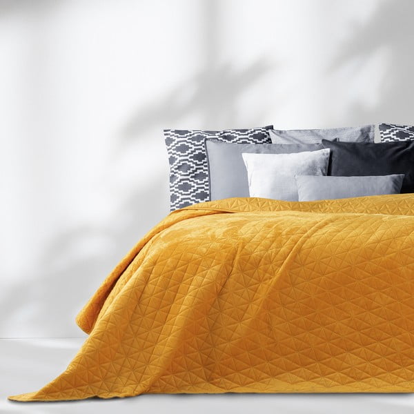 Dzeltens samta stepēts gultas pārklājs 170x210 cm Laila – AmeliaHome