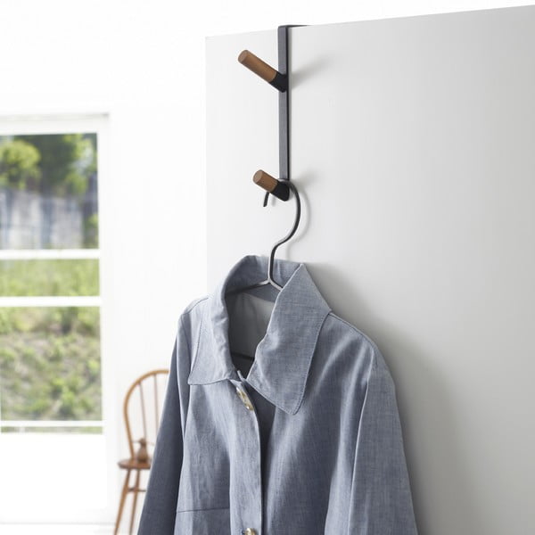 Melns metāla durvju pakaramais 1,5 cm Tower – YAMAZAKI-image-1