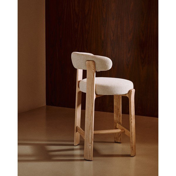 Bēšs/gaiša dabīga toņa oša masīvkoka bāra krēsls (sēdekļa augstums 65 cm) Granite – Kave Home-image-1