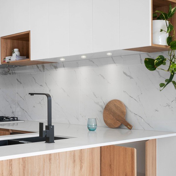 Melnbalta LED prožektora tipa lampa ø 4 cm – SULION-image-1